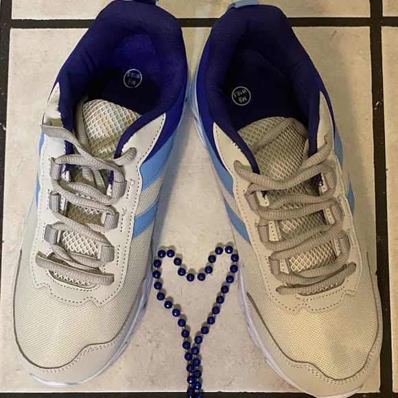 NWOT Source Unknown Gray and Blue Athletic Shoes - Picture 4 of 5